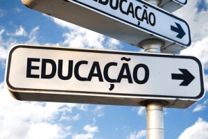Figura - O modelo educacional brasileiro e seu déficit de qualidade na formação de profissionais de TIC